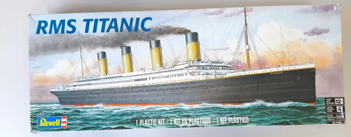 Kit Plastimodelismo Revell RMS Titanic 1/570 - Novo/Lacrado