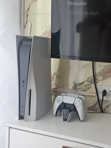 Playstation 5 + 2 controles e base de carregamento