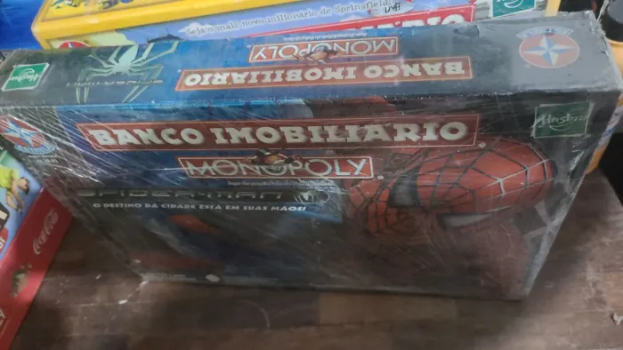 Banco imobiliário homem aranha