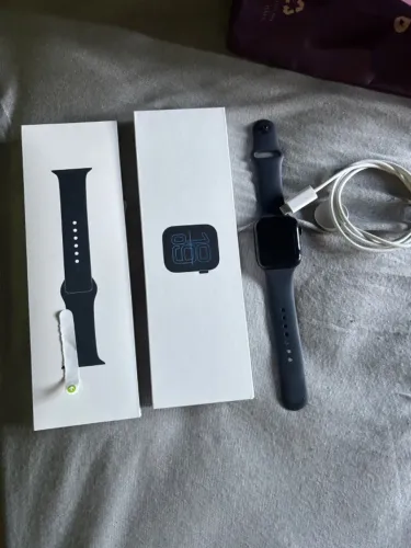 Apple Watch SE 3 GPS 44mm - Apenas 1 mês de uso | Estado de novo