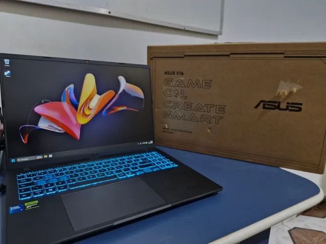 Asus V16 RTX 4050