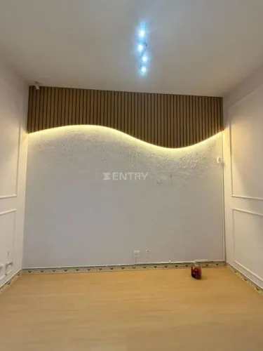 Sala para Alugar (Em Galeria/Acesso por Escada/Sem Vaga de Garagem) 20M²  Centro  Jundiaí/
