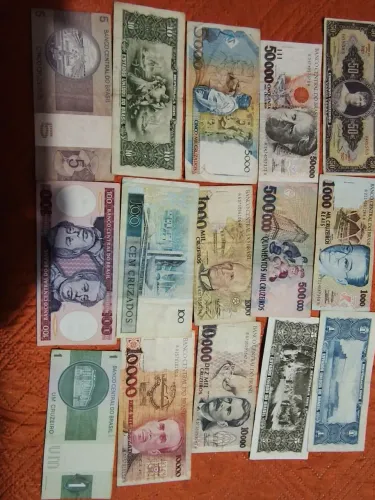 Notas Antigas, leia o anúncio
