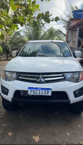 Mitsubishi L200 Triton HPE 3.2 CD TB Int.diesel MEC 2013