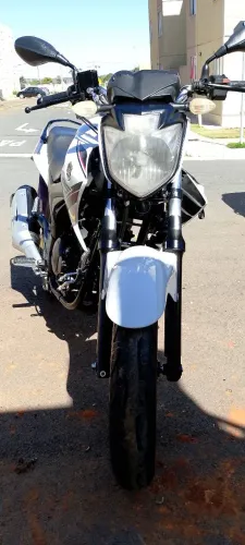 Vendo fez 250 impecável moto revisada pronto só para comprar e andar