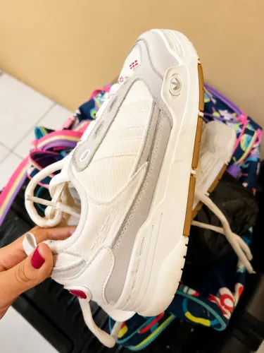 Tênis adidas ad2000