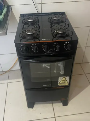 Fogão Atlas 4 bocas elétrico funcionando perfeitamente