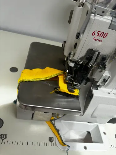 Máquina overloque direct drive Makspecial 6500 séries 