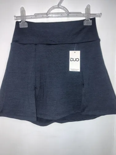 Short saia