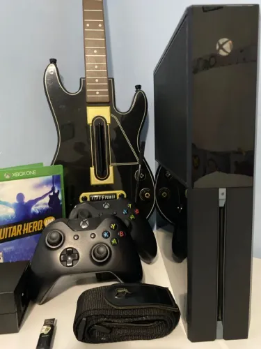 Xbox One c/ 2 Controles Originais Jogo e Guitarra Guitar Hero Live Tudo Funcionando 100%