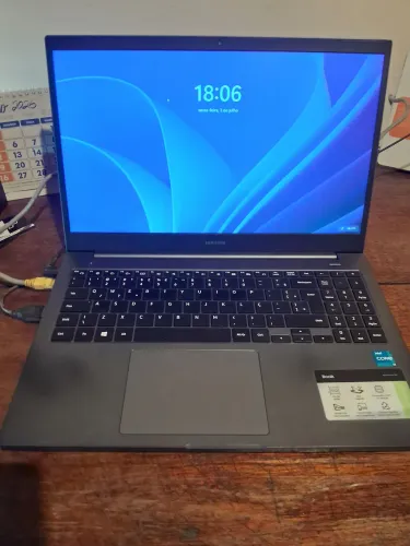 Notbook samsung book