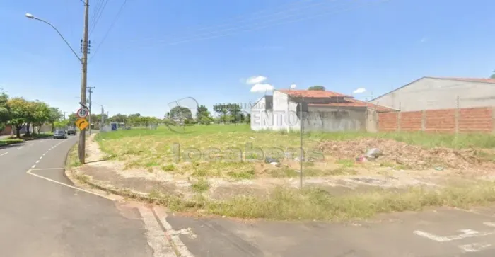 Lote comercial de esquina com 463m² em rio Preto
