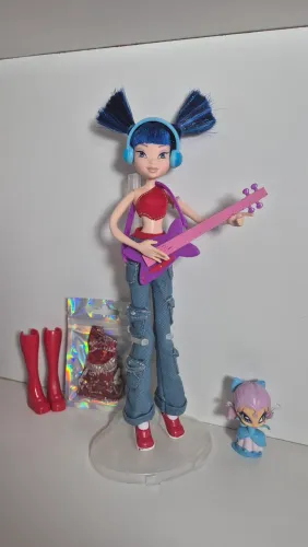 Boneca Musa Winx Mattel Season 1 e Tune Importada