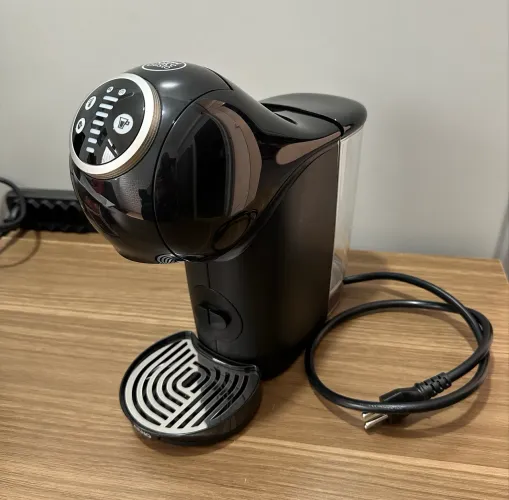 Cafeteira Nescafé dolce Gusto 220V