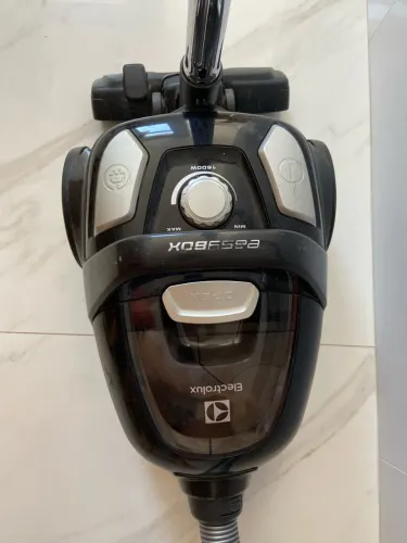 Aspirador de pó Electrolux 1600W