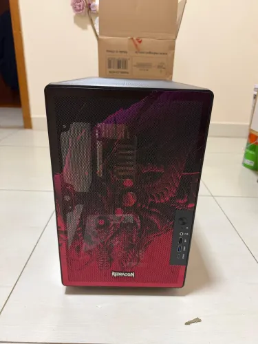 GABINETE REDDRAGON