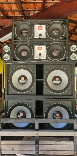 Som profissional tudo JBL Top de Linha...