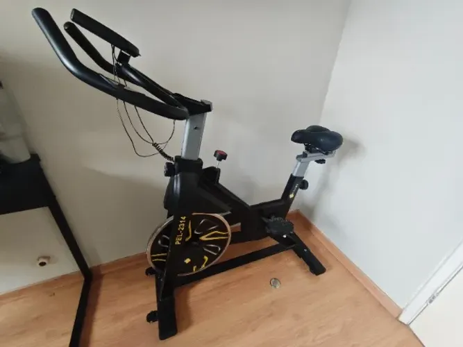 Bike Spinning Pelegrin PEL-2314 6kg Pouco Usada
