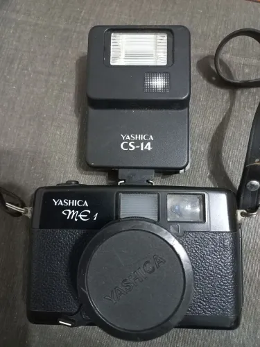 Câmera Analógica Yashica ME 1 NO ESTADO
