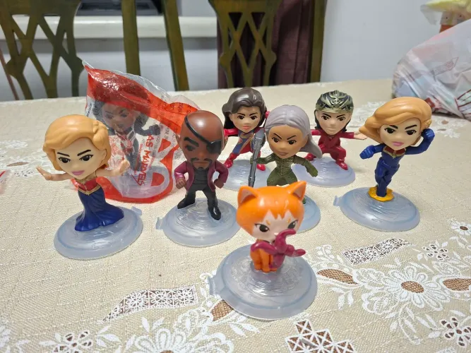 Coleção completa "As Marvels" do McLanche Feliz.