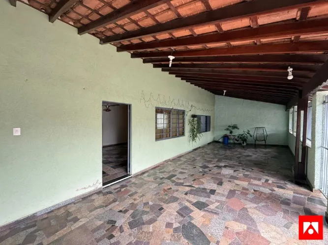 Casa à venda com 2 quartos e 2 vagas no Antônio Zanaga II em Americana
