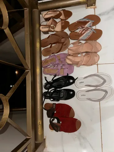VÁRIOS MODELOS