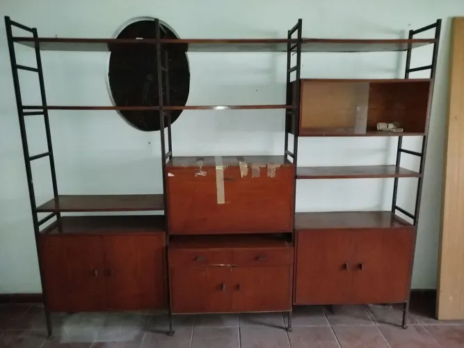 Antiga estante dos anos 70