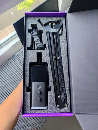 Microfone Profissional Fifine + Braço Articulado