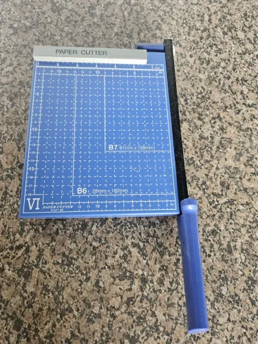 Guilhotina de Papel Kit A5 - 12 Folhas