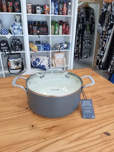 Panela jomafe 24cm com tampa de vidro antiaderente nova