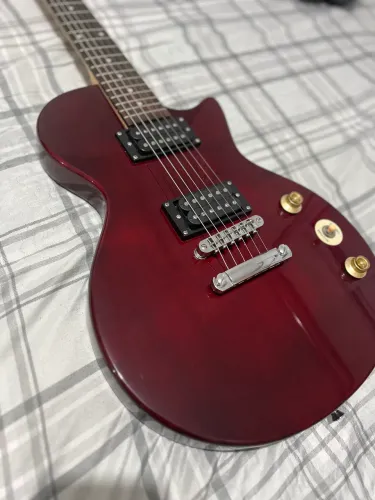 Guitarra Strinberg LPS 200 + Pedaleira Black Box