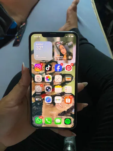 iPhone 11 Pro Max
