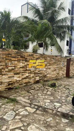 Casa para Locação Amplo Terreno, Conforto e Segurança Excelente casa para locação, ideal p