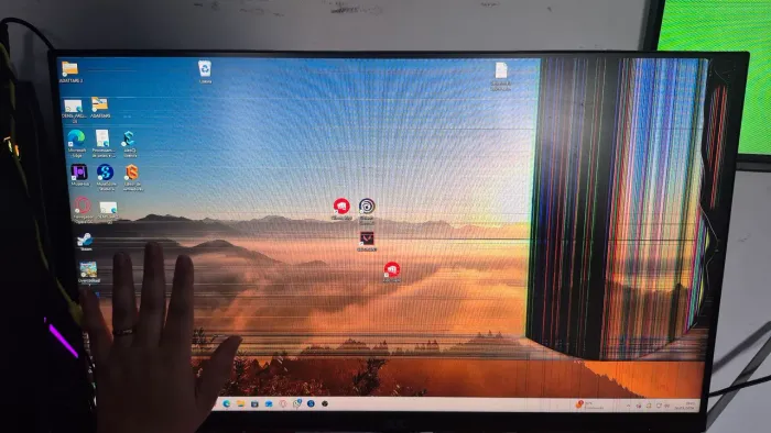 Monitor AOC com defeito