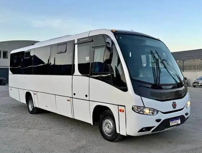 Micro ônibus entrada 30.000
