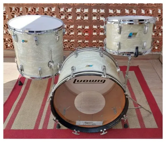 BATERIA LUDWIG 1971 - BUMBO 20