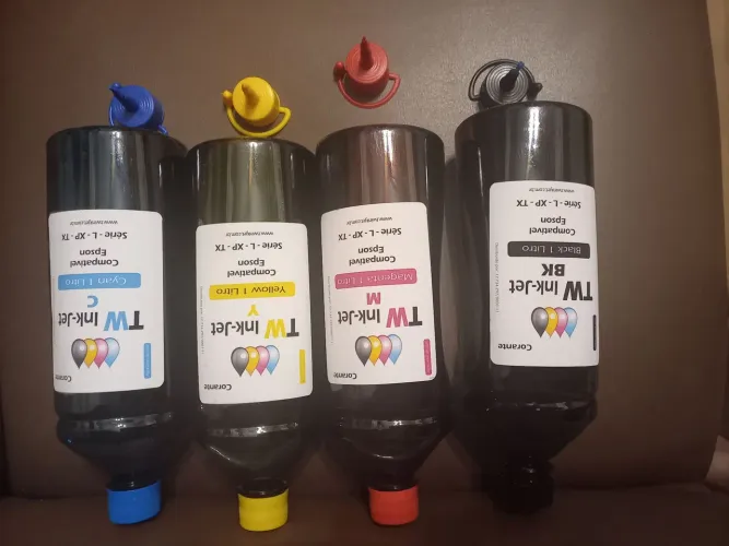 4 GARRAFAS DE 1L DE TINTA , COMPATIVEL COM EPSON SERIES: L- XP- TX