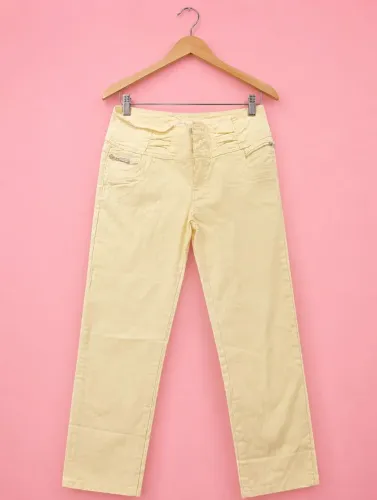 Calça amarela