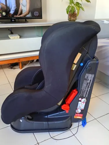Cadeira infantil automotiva 