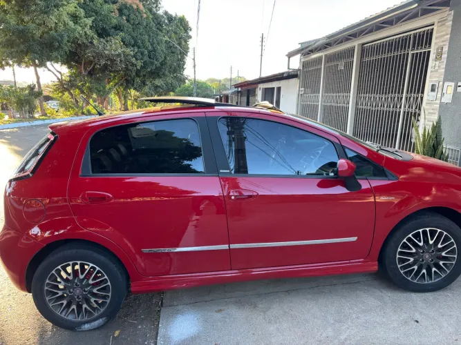 Fiat Punto Essence Dualogic 1.6 Flex 16V 5P 2013