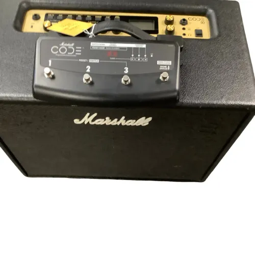 Cubo Marshall Code 50 multiefeitos com pedal