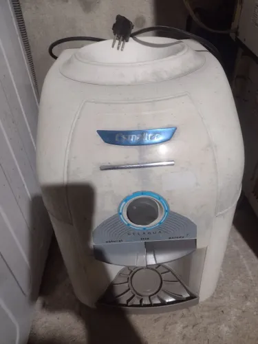 Gelágua Esmaltec