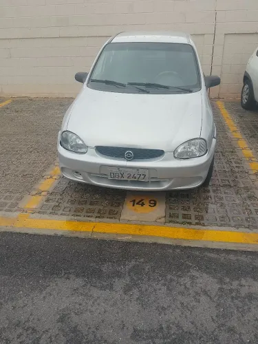 Chevrolet Corsa Sed.wind 1.0/millenium/classic VHC 2001