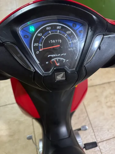 Moto a venda