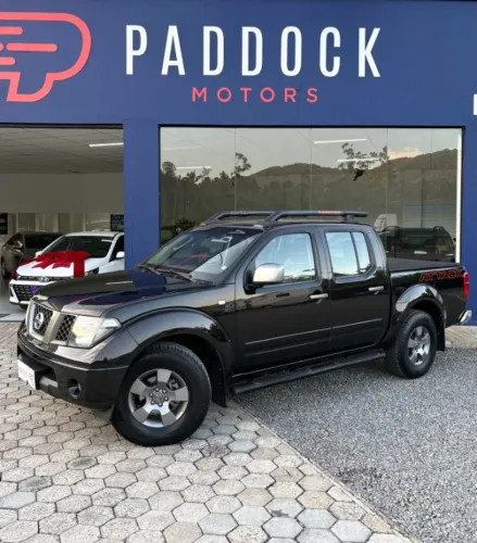 Nissan Frontier SE Attack CD 4X4 2.5 TB Diesel 2013