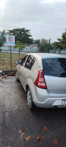 Renault Sandero Authentique Hi-flex 1.0 16V 5P 2012