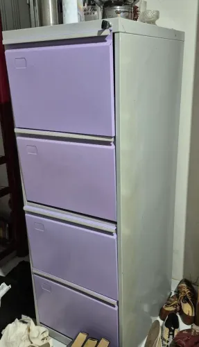 Gaveteiro de aço