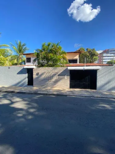 Casa para aluguel em Teresina (PI) com 5 quartos, 3 suítes e piscina no Bairro Piçarreira