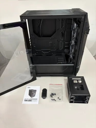 Gabinete Gamer Asus Tuf Gaming Gt301 Aura Sync Rgb Mid Tower Preto