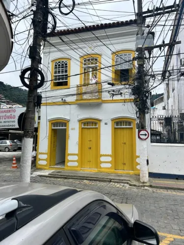 ALUGA-SE LOJA COMERCIAL COM 269m² - CENTRO DE ANGRA DOS REIS